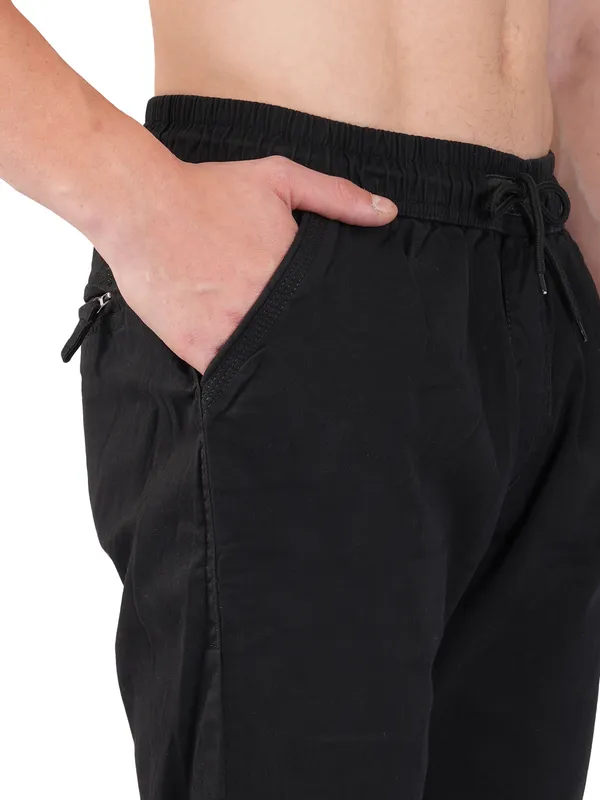 Black_Cotton_Blend_Regular_Fit_Joggers_For_Men