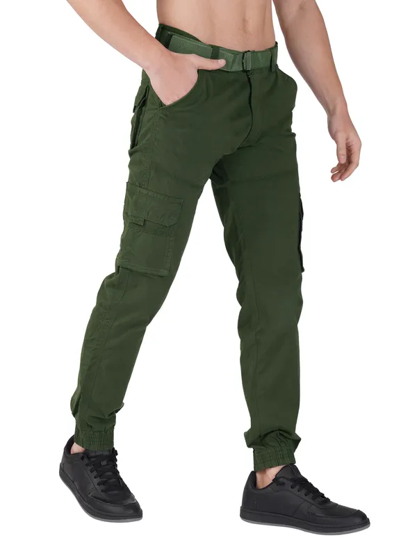 Dark_Green_Cotton_Regular_Fit_Cargo_For_Men