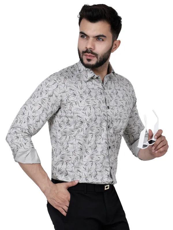 Light_Green_Leafy_Printed_Cotton_Abstract_Printed_Long_Sleeve_Cut_Away_Collar_Slim_Fit_Shirt
