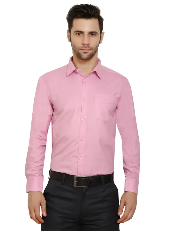 Pink_Classic_Cotton_Solid_Shirt_For_Men