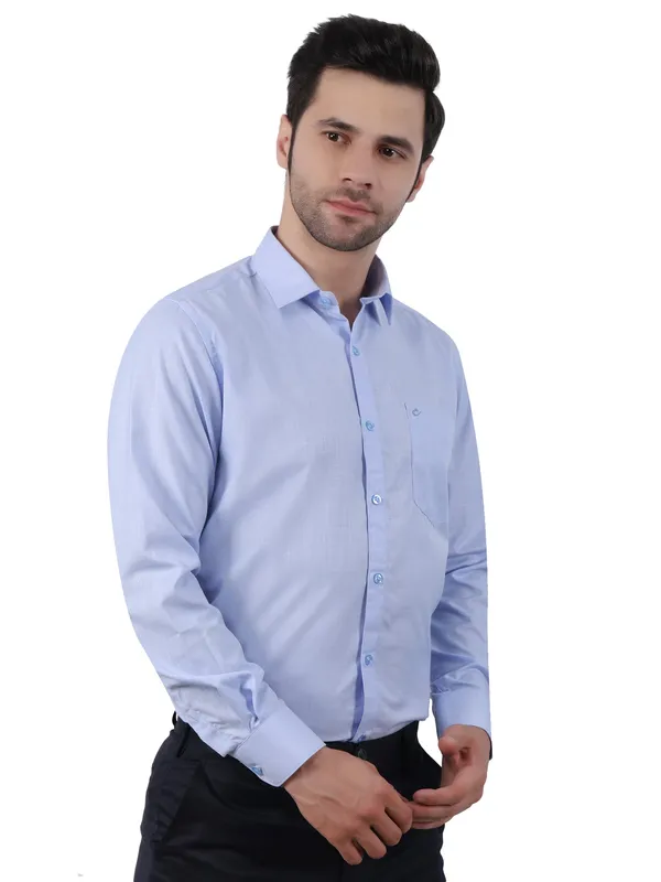 Light_Blue_Classic_Cotton_Solid_Shirt_For_Men