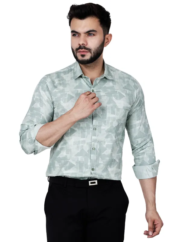 Airbrush_Green_Printed_Shirt