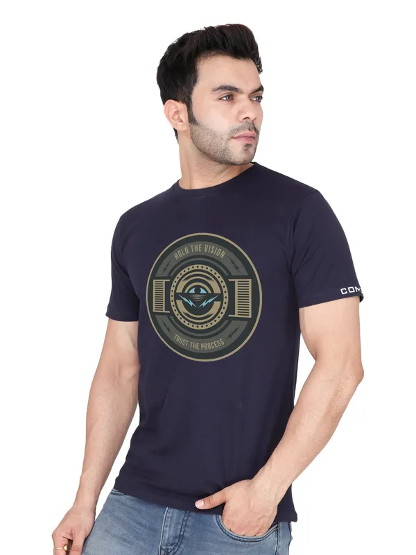 Navy_Blue_Hold_The_Vision_Printed_Tee_For_Men