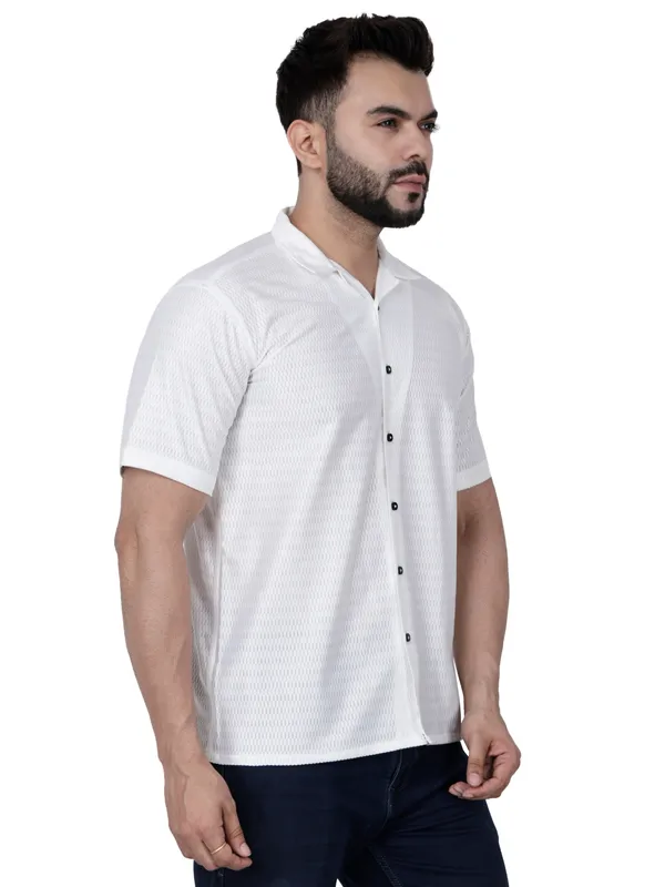 White_Knitted_Casual_Shirt