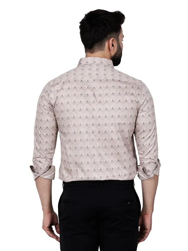 Peach_Herringbone_Printed_Shirt