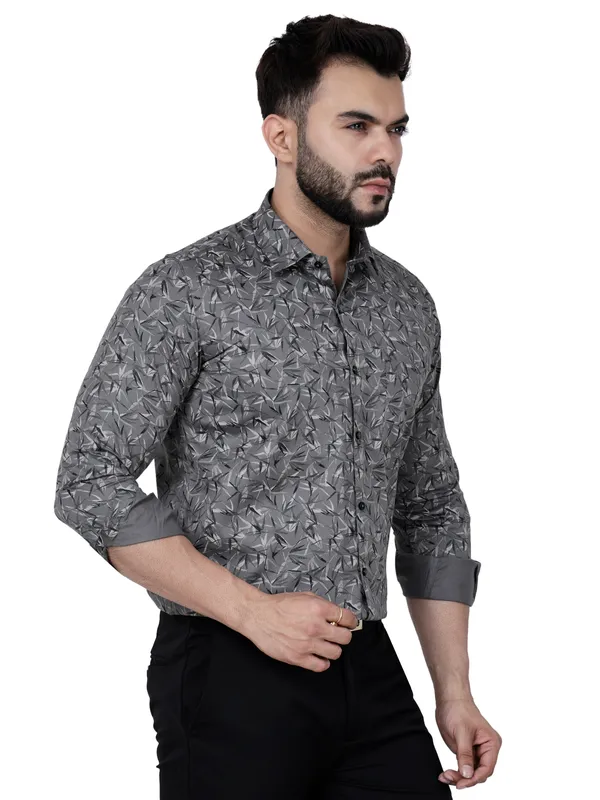 Dark_Green_Leafy_Printed_Cotton_Abstract_Printed_Long_Sleeve_Cut_Away_Collar_Slim_Fit_Shirt