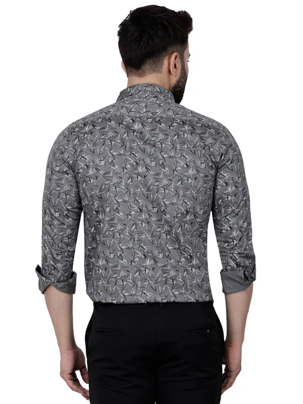 Dark_Green_Leafy_Printed_Cotton_Abstract_Printed_Long_Sleeve_Cut_Away_Collar_Slim_Fit_Shirt
