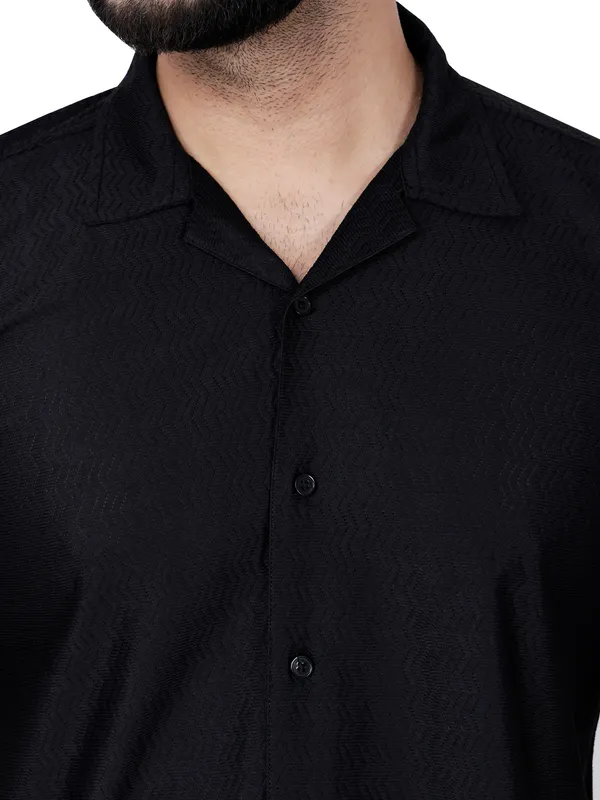 Black_Knitted_Casual_Shirt