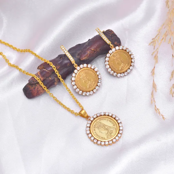 925_Sterling_silver_pendent_set_with_CZ
