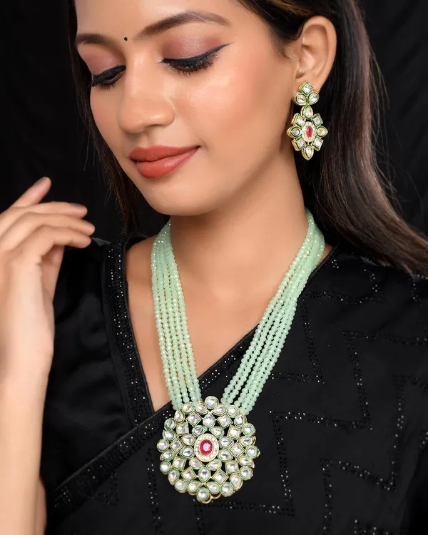 Light_Green_Crystal_Shine_Beads_Ethnic_Kundan_Polki_Necklace_With_Earring_Set_For_Women_|_Gemstone_Jewellery_Set_For_Women_And_Girls