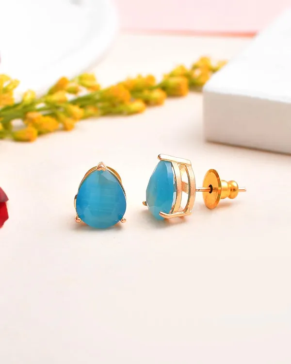 Gold_Plated_Oval_Shape_Stud_Earrings_For_Women_&_Girls_|_Lightweight_Fashion_Jewelry