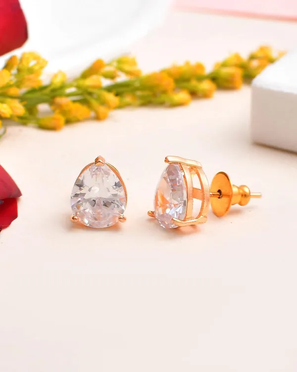 Gold_Plated_Oval_Shape_Stud_Earrings_For_Women_&_Girls_|_Lightweight_Fashion_Jewelry