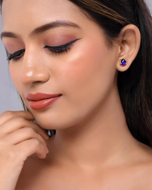 Gold_Plated_Sapphire_Oval_Stud_Earrings_For_Women_&_Girls_|_Lightweight_Fashion_Jewellery