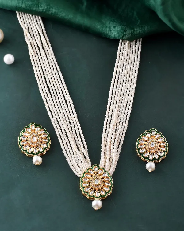 Golden_Ethnic_Necklace_With_Earring_Set_For_Women_|_Ethnic_Shine_Beads_Polki_Necklace_With_Earring_Set
