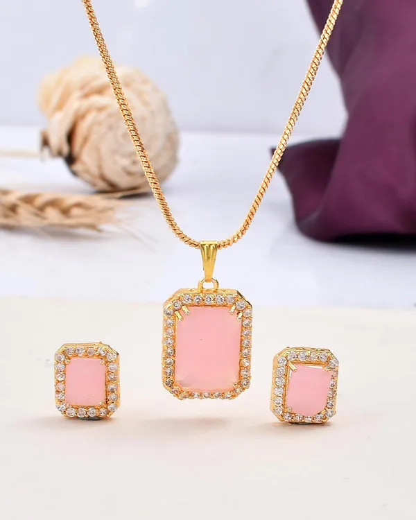 Light_Pink_Sapphire_Sapphire_Gemstone_Ethnic_Pandent_With_Earring_Set_|_Stone_Jewellery_Set_For_Women_And_Girls