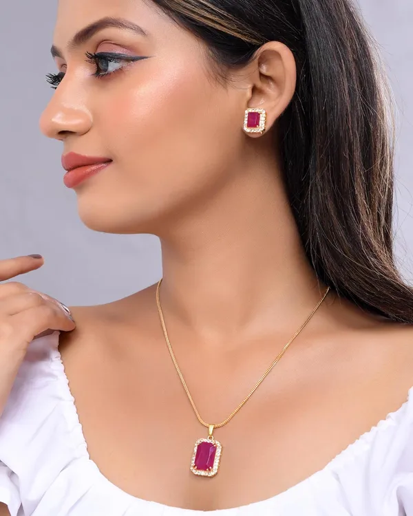 Magenta_Sapphire_Gemstone_Ethnic_Pandent_With_Earring_Set_|_Stone_Jewellery_Set_For_Women_And_Girls