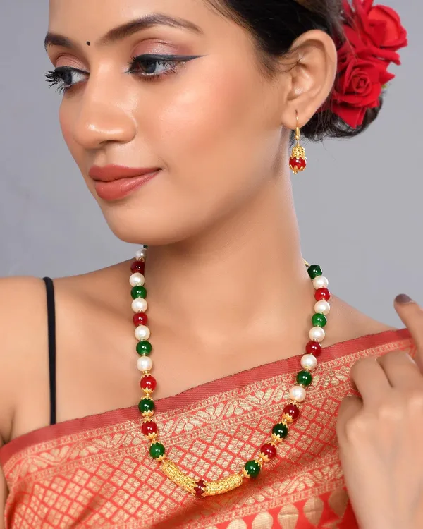 Gold_Shine_Round_Beads_Ethnic_Gold_Line_Necklace_With_Earring_Set_|_Gemstone_Jewellery_Set_For_Women_And_Girls