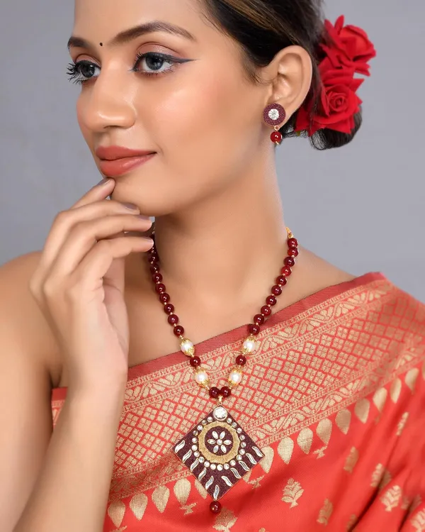 Ruby_Shine_Beads_Square_Necklace_With_Earring_Set_|_Gemstone_Jewellery_Set_For_Women_And_Girls