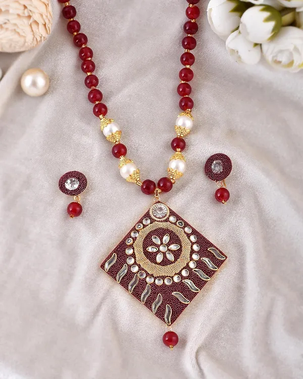 Ruby_Shine_Beads_Square_Necklace_With_Earring_Set_|_Gemstone_Jewellery_Set_For_Women_And_Girls