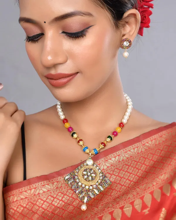 Multicolor_Shine_Beads_Square_Necklace_With_Earring_Set_|_Gemstone_Jewellery_Set_For_Women_And_Girls