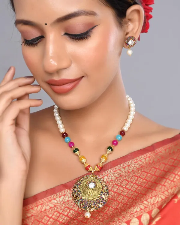 Multicolor_Shine_Beads_Round_Shape_Necklace_With_Earring_Set_|_Gemstone_Jewellery_Set_For_Women_And_Girls
