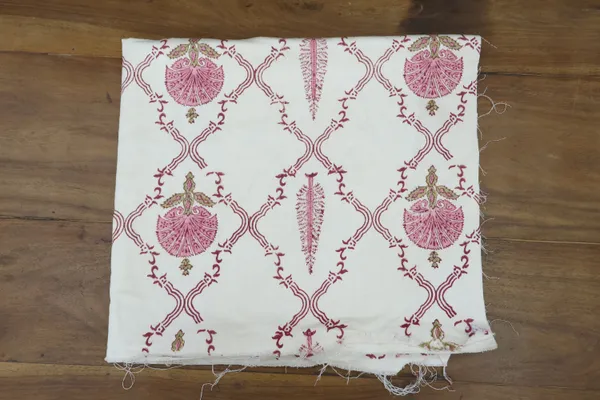 Pink_Cotton_Traditional_Floral_Hand_Block_Print_Unstiched_Material_For_Men's_Kurta_Shirts_&_Women's_Kurti_and_Other_Dress_Material
