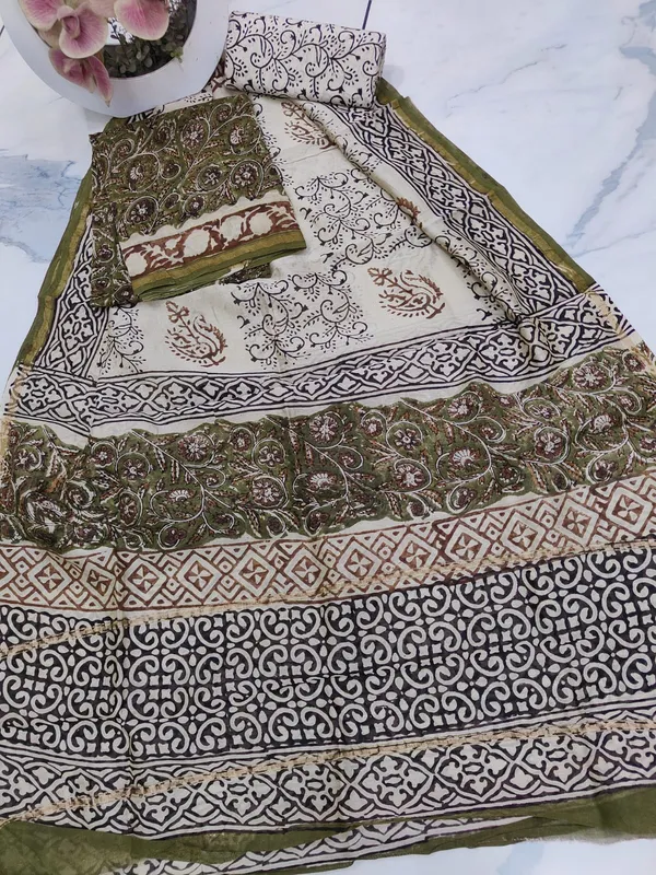 Unstitched_Green_and_White_Block_printed_Chanderi_Silk_three_piece_suit_set