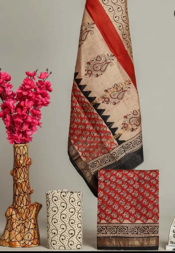 Unstitched_Red_and_Black_Block_printed_Maheshwari_Silk_three_piece_suit_set