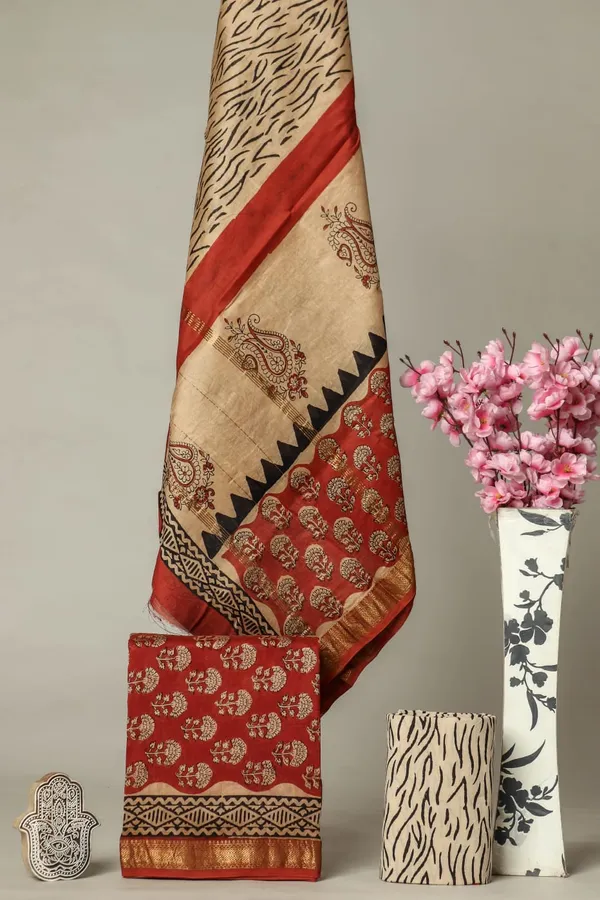 Unstitched_Red_and_Black_Block_printed_Maheshwari_Silk_three_piece_suit_set