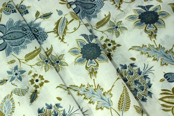 Blue_and_white_colour_pure_cotton_block_print_kurti_fabric,_dress_material
