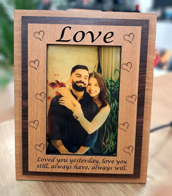 Brown_Personalized_Led_Photo_Frame_For_Decor