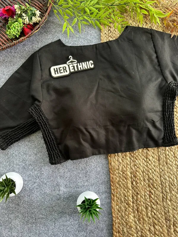 PLAIN_FLEXIFIT_STREACHABLE_BLOUSE