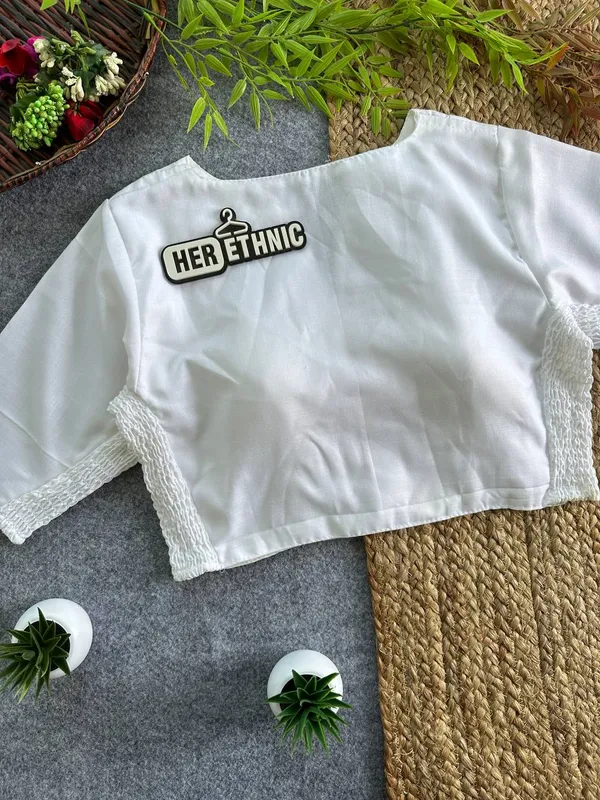 PLAIN_FLEXIFIT_STREACHABLE_BLOUSE