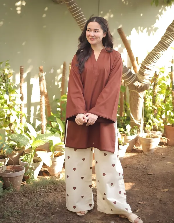 Ayra's_Farshi_Kurta_Set