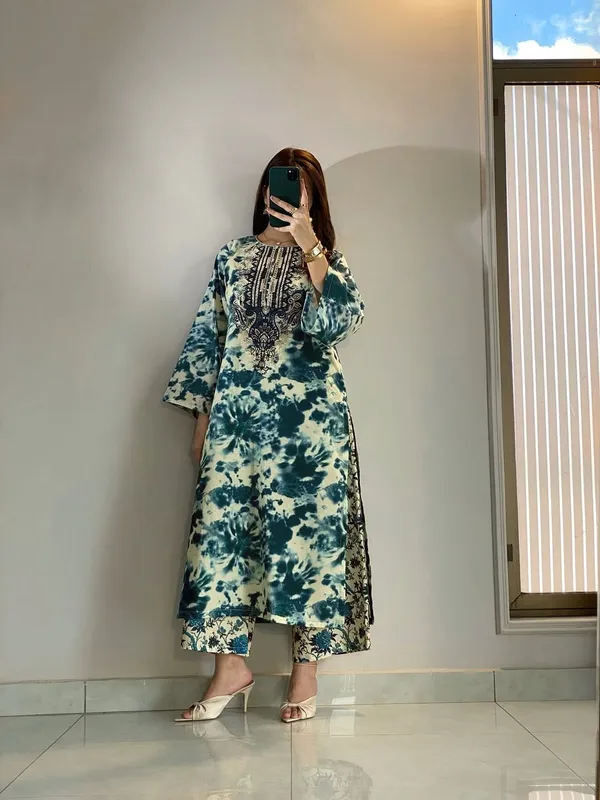 Aesthetic_Tye_Dye_Kurta_Pant_Set
