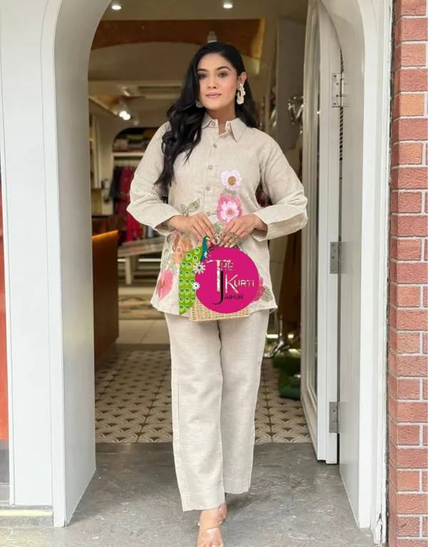Gulbahar_Ivory_Coord_Set