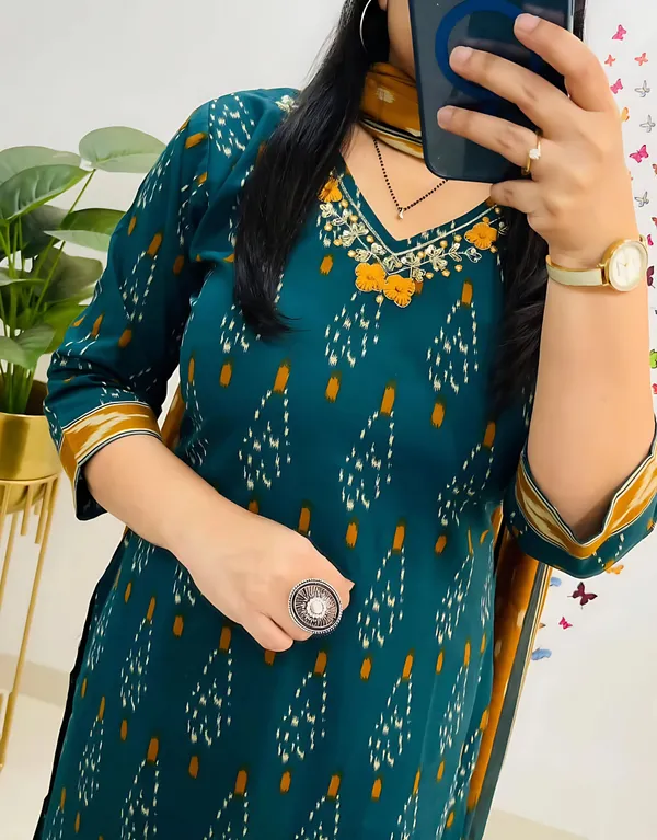 Pure_Cotton_Ikkat_Printed_Kurit_Set