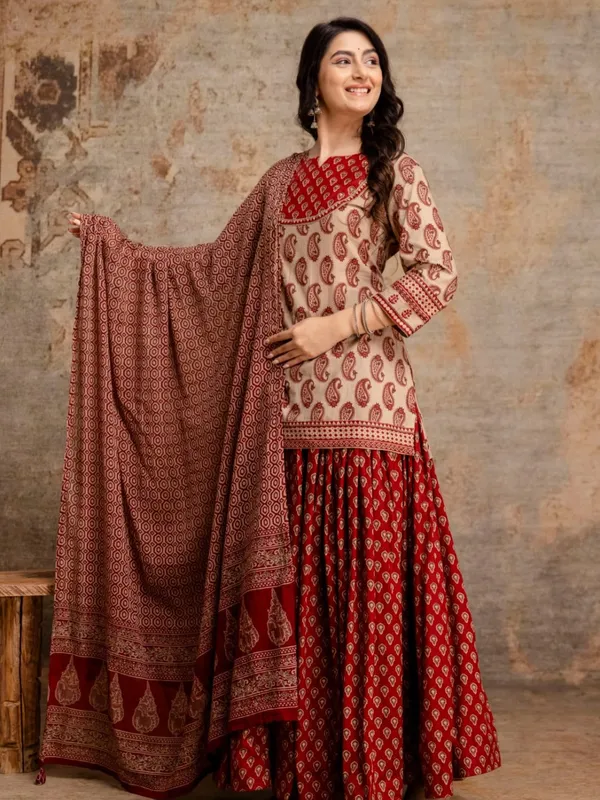 Navratri_New_Gopi_Dress(Red_Skirt)