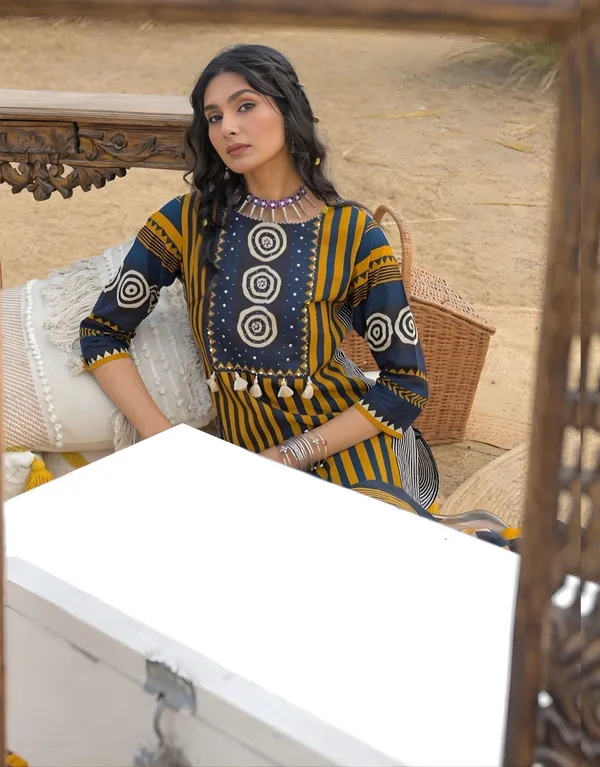 Nusrat_Yellow_Kutch_Blockprint_Kurta_Set