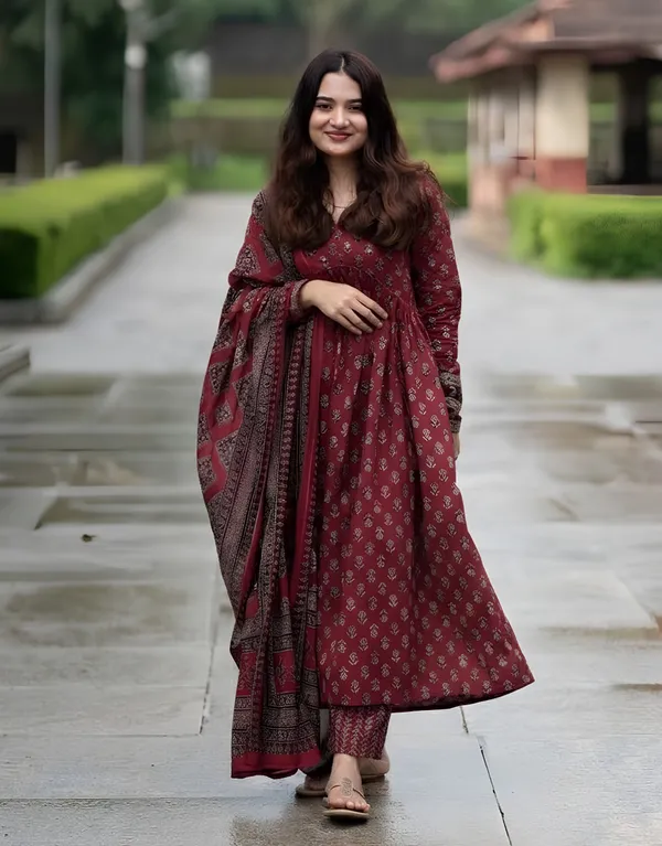 Royal_Maroon_Anarkali_Style_Ajrakh_Printed_V-_Neck_Cotton_Kurti_Pant_with_Dupatta_(Set_of_3)