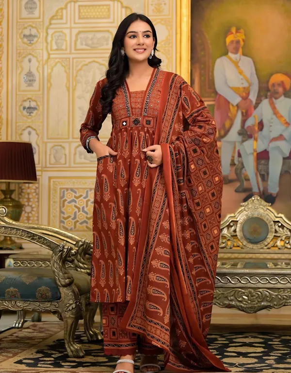 The_Ajrak_Print_Luxe_Kurti_Set