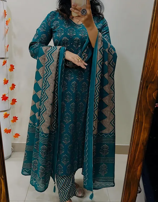 Krisha_Blue_Cotton_printed_kurta_set
