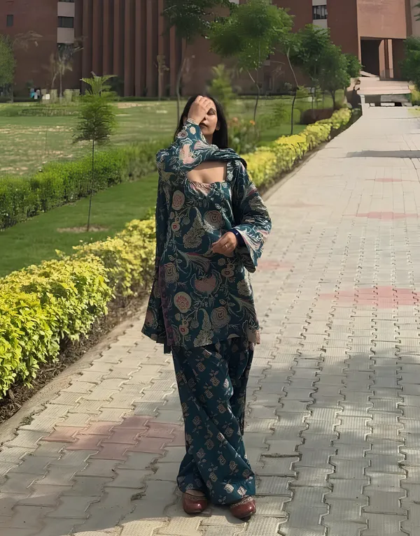 Women’s_Trendy_Printed_3_Pc_Kurta_Pant_Set