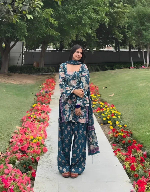 Women’s_Trendy_Printed_3_Pc_Kurta_Pant_Set