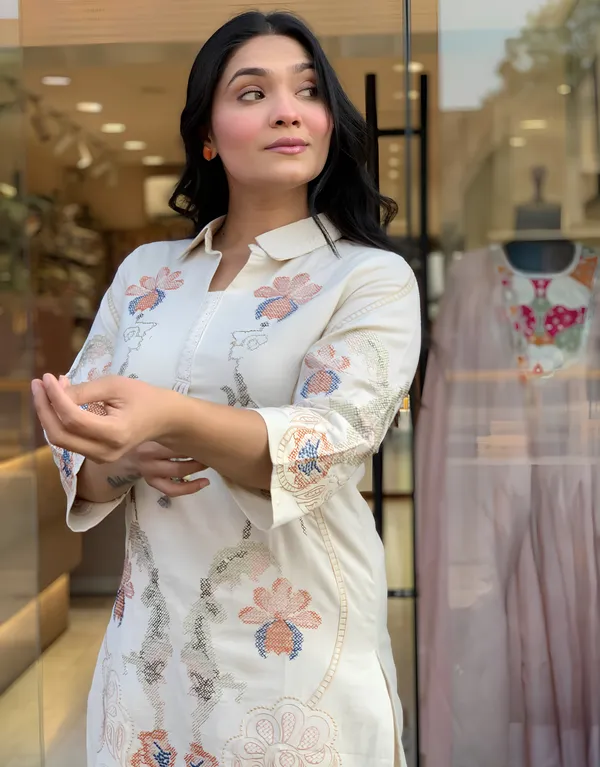 Cross_Stitched_luxe_embroidered_Kurta_set