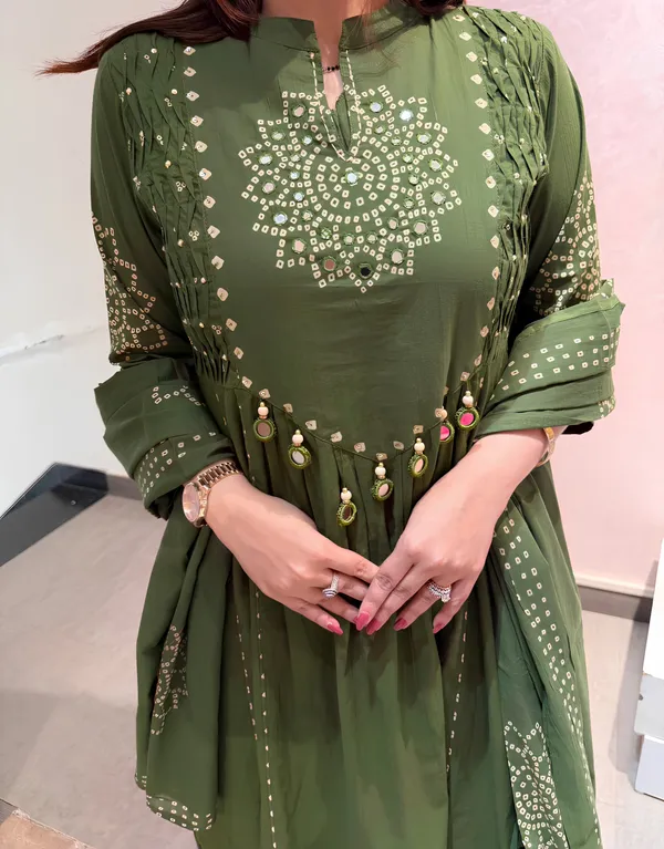 Designer_Olive_Green_Bandhani_Aline_Kurti_Set