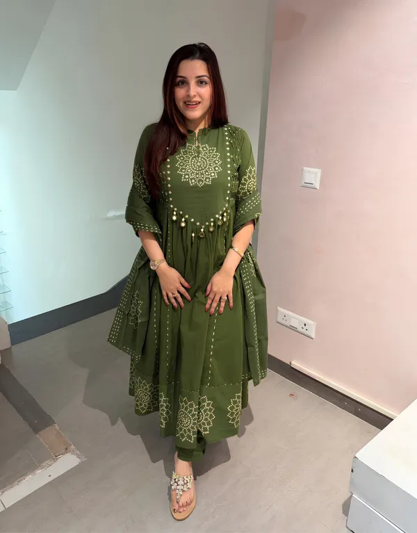 Designer_Olive_Green_Bandhani_Aline_Kurti_Set