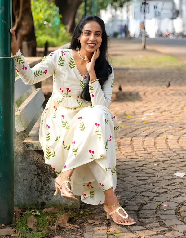 Serene_Floral_Anarkali_pant_set