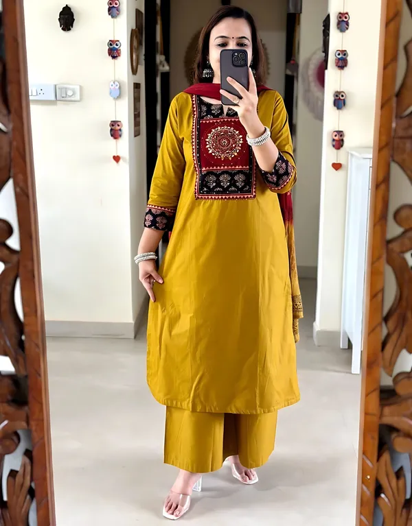 Rajasthani_Mirror_Work_Yellow_Kurti_Dupatta_Set