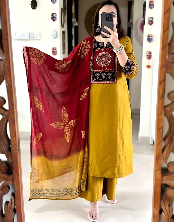 Rajasthani_Mirror_Work_Yellow_Kurti_Dupatta_Set